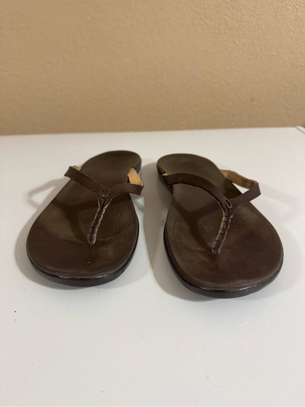 OluKai Fliop Flops
